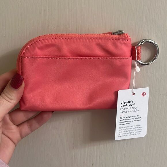 ✨Lululemon Clippable Card Pouch Sakura Pink / Washed Mauve✨ - Picture 8 of 9